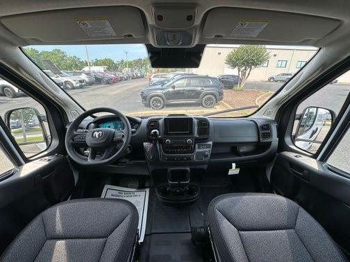2025 RAM ProMaster 2500 Tradesman