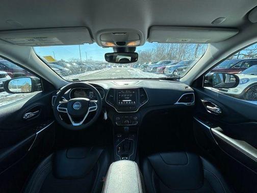 2022 Jeep Cherokee X 4x4