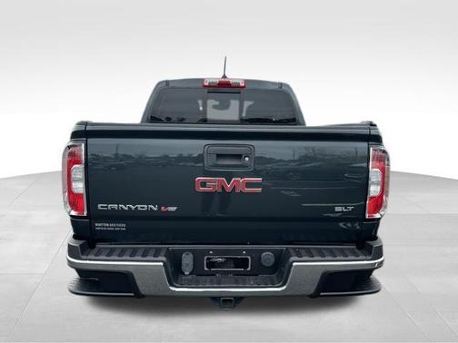 2018 GMC Canyon SLT