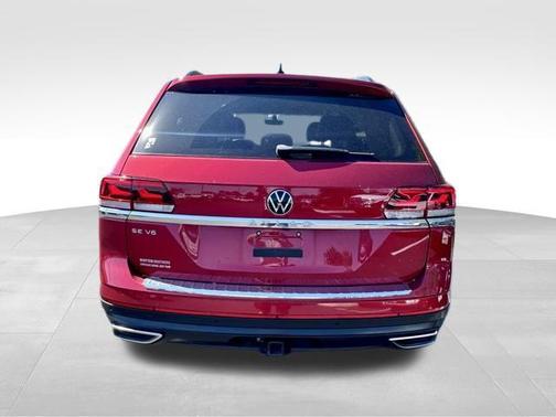 Red Metallic 2023 Volkswagen Atlas 3.6L SE w/Technology