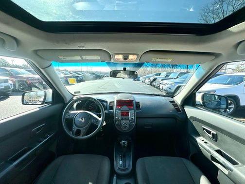 2010 Kia Soul +