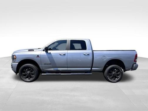 Billet Silver Metallic Clearcoat 2022 RAM 2500 Lone Star Crew Cab 4x4 6'4' Box