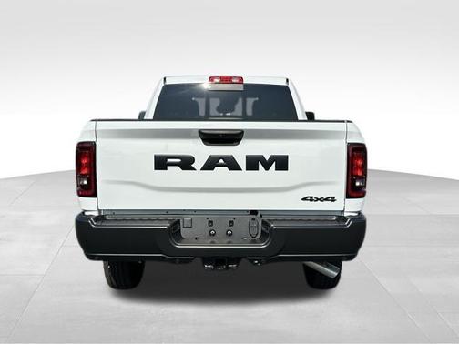 2025 RAM 2500 Tradesman Crew Cab 4x4 6'4' Box