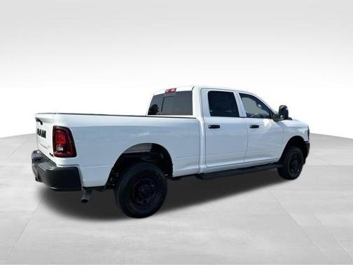 2025 RAM 2500 Tradesman Crew Cab 4x4 6'4' Box