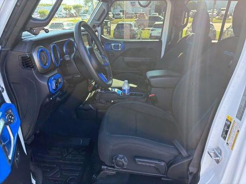 Bright White Clearcoat 2023 Jeep Wrangler 4xe Rubicon