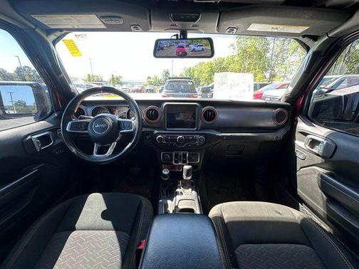 Snazzberry Pearlcoat 2022 Jeep Gladiator Mojave 4x4