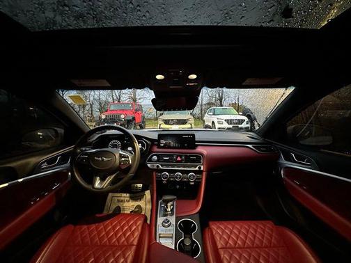 2023 Genesis G70 3.3T RWD