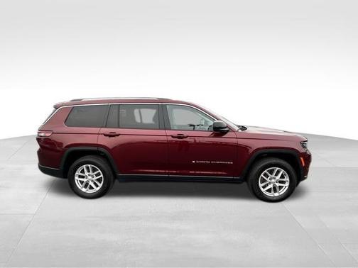 2022 Jeep Grand Cherokee L Laredo
