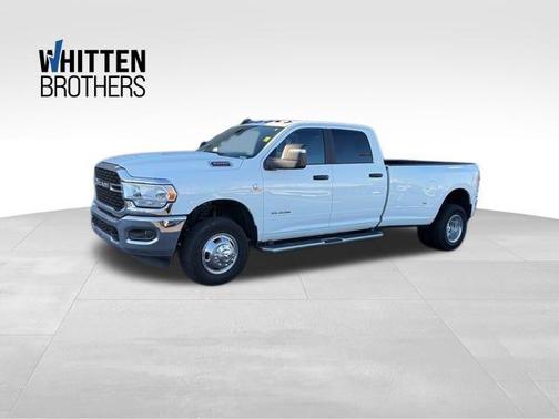 2024 RAM 3500 Big Horn Crew Cab 4x4 8' Box