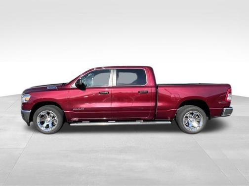Delmonico Red Pearlcoat 2023 RAM 1500 Big Horn/Lone Star