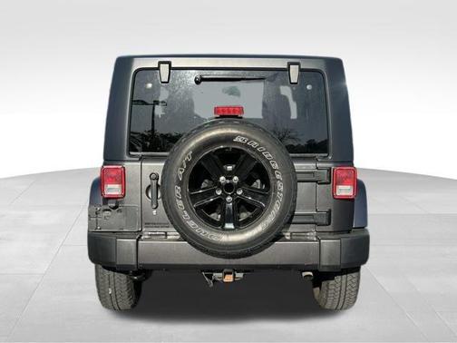 2018 Jeep Wrangler JK Sahara