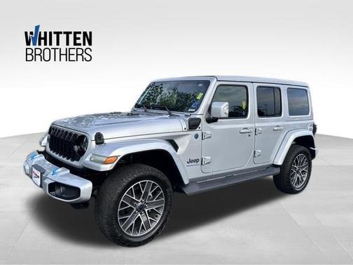 Silver Zynith Clearcoat 2024 Jeep Wrangler 4xe High Altitude