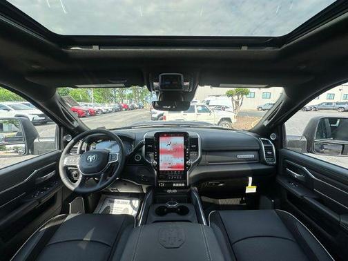 2025 RAM 3500 Laramie Crew Cab 4x4 8' Box