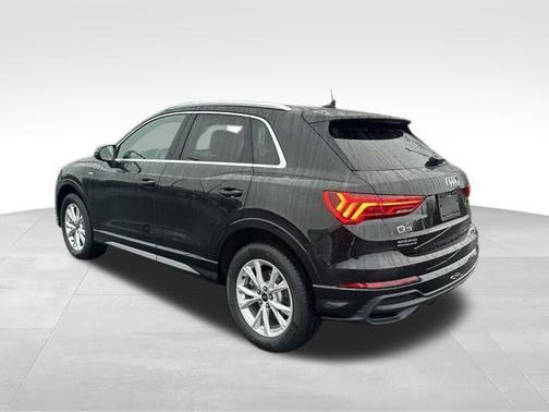 2025 Audi Q3 45 S line Premium Plus