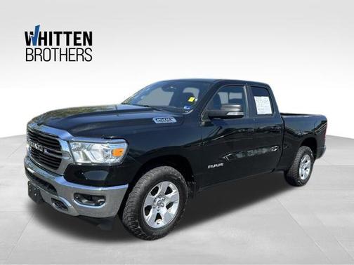 Diamond Black Crystal Pearlcoat 2021 RAM 1500 Big Horn/Lone Star