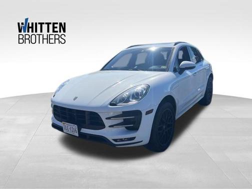 2015 Porsche Macan Turbo
