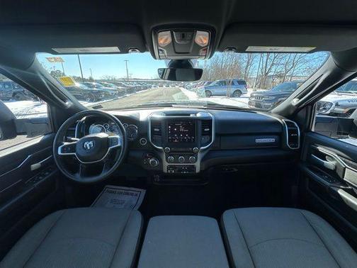 2024 RAM 2500 Big Horn Crew Cab 4x4 6'4' Box