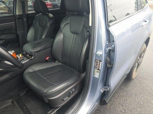 Everlasting Silver 2021 Kia Sorento SX