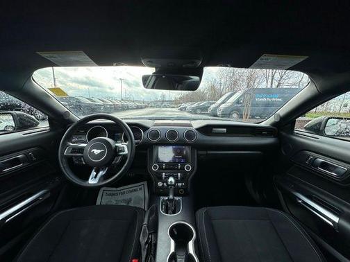 2021 Ford Mustang EcoBoost