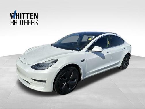2019 Tesla Model 3 Standard Range Plus