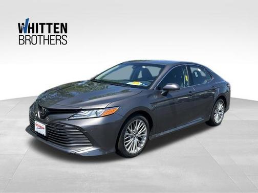Predawn Gray Mica 2018 Toyota Camry XLE