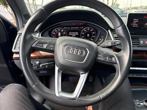 Blue Metallic 2018 Audi Q5 2.0T Tech Premium