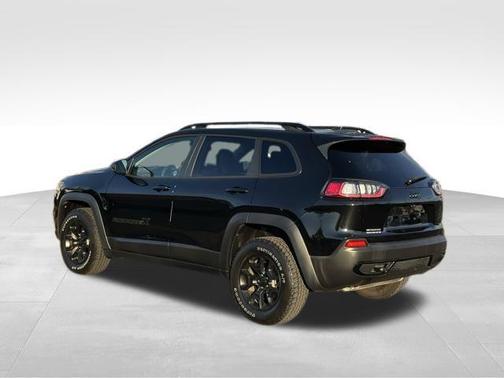 2022 Jeep Cherokee X 4x4