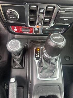 2024 Jeep Gladiator Mojave