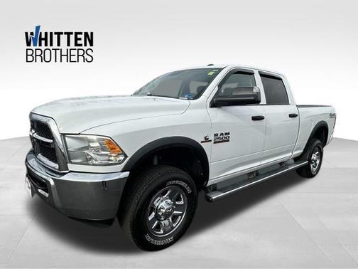 2017 RAM 2500 Tradesman Crew Cab 4x4 6'4' Box