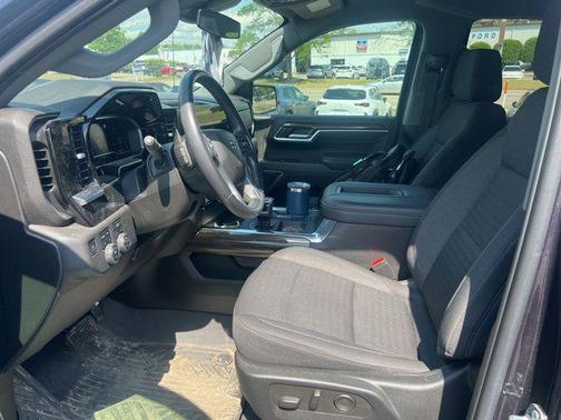 Dark Ash Metallic 2022 Chevrolet Silverado 1500 RST