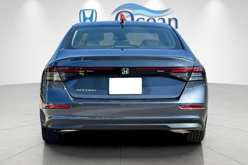 2025 Honda Accord LX 1.5T