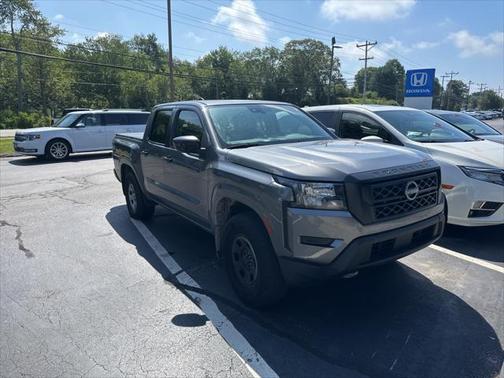 2023 Nissan Frontier S
