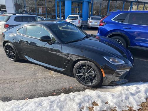 2023 Toyota GR86 Premium