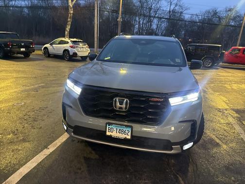 2025 Honda Pilot TrailSport