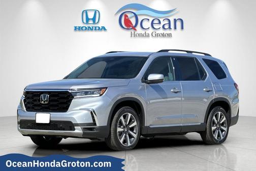 2025 Honda Pilot Touring 8-Passenger
