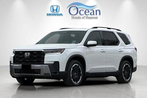 Silver Metallic 2026 Honda Pilot Touring 8-Passenger