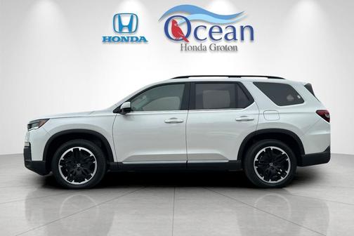 Silver Metallic 2026 Honda Pilot Touring 8-Passenger
