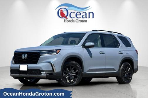 2025 Honda Pilot Touring 8-Passenger