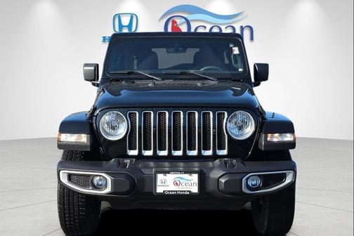 2023 Jeep Wrangler 4-Door Sahara