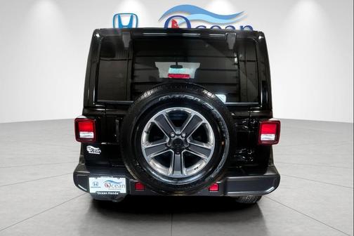 2023 Jeep Wrangler 4-Door Sahara