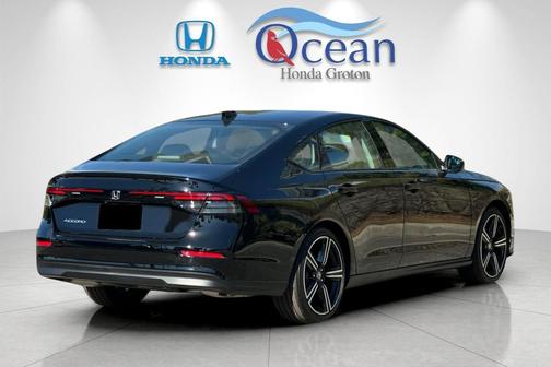 Crystal Black Pearl 2026 Honda Accord SE