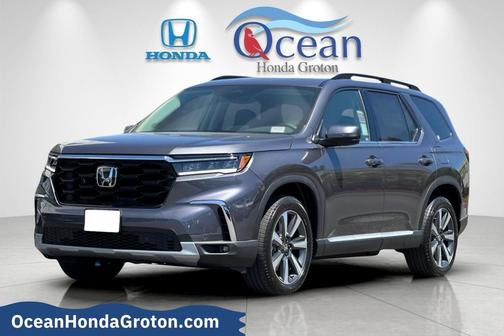 2025 Honda Pilot Touring 8-Passenger