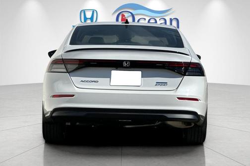 2025 Honda Accord Hybrid Base