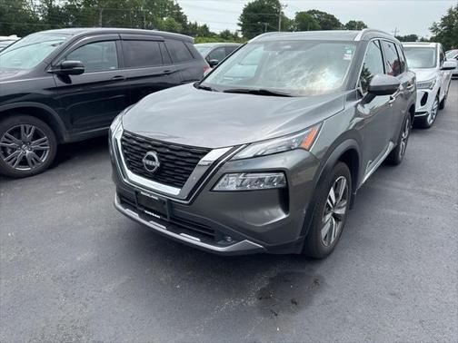 2022 Nissan Rogue SL