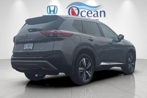 2022 Nissan Rogue SL