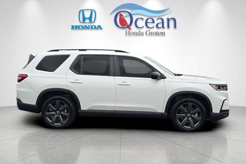 2025 Honda Pilot Sport