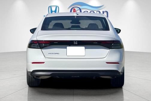 2025 Honda Accord LX 1.5T