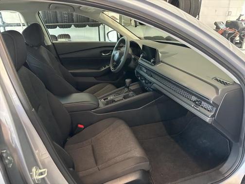 2024 Honda Accord LX 1.5T