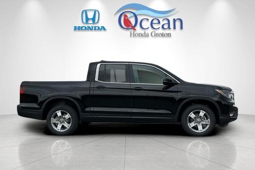 Crystal Black Pearl 2026 Honda Ridgeline RTL