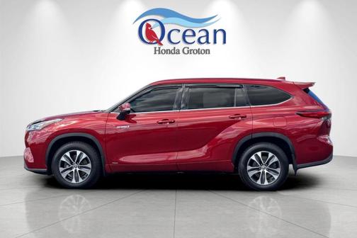 2020 Toyota Highlander Hybrid XLE